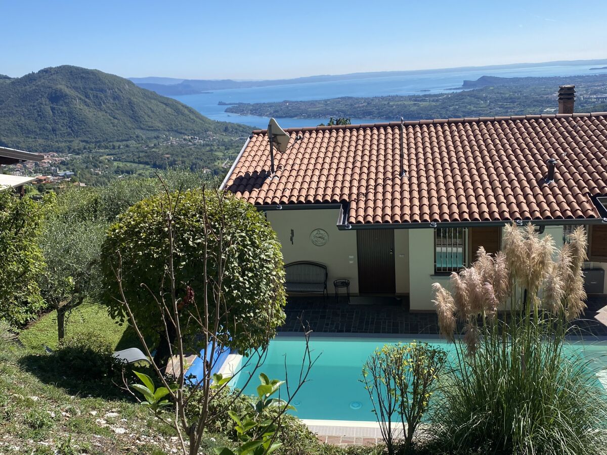 Villa Rondine, saisonal beheizter Pool am Gardasee