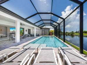 Holiday house DOLCEFARNYENTY - new building from 2024 - Cape Coral - image1