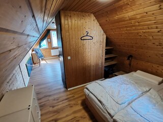 zweites und drittes Schlafzimmer zusammenhängend