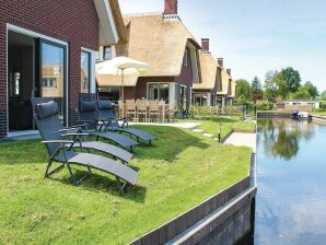 Vakantiepark Mooie villa met sauna in Friesland - Idskenhuizen - image1