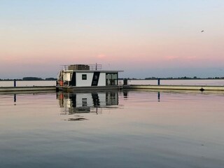 House boat Uitwellingerga Outdoor Recording 4