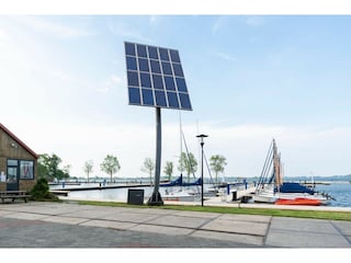 Maison flottante Uitwellingerga Environnement 24
