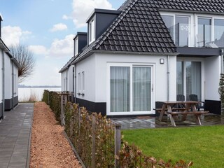 Appartement Uitwellingerga Buitenaudio-opname 7