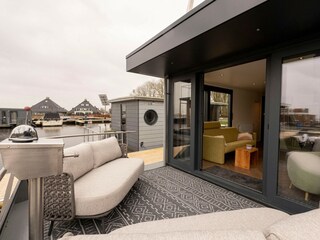 Maison flottante Uitwellingerga Enregistrement extérieur 3