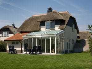 Holiday park Beautiful villa with conservatory - Makkum - image1