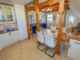 Wohnzimmer und Küchenbereich