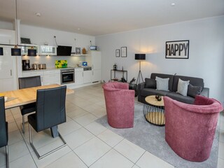 Wohnzimmer mit Küchenzeile