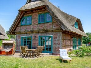 Fachwerkhäuser Gager | Haus 02