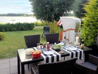 Terrasse mit Seeblick