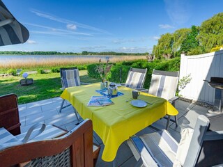 Terrasse mit Seeblick
