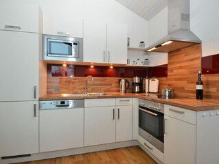 Küche mit Küchengeräten