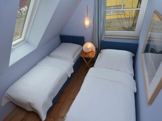 Schlafzimmer 2