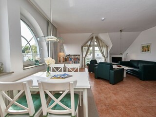 Esstisch im Wohnbereich