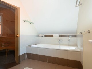 Badewanne im Badezimmer