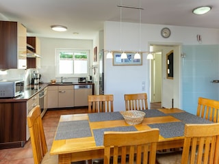 Küche und Essbereich