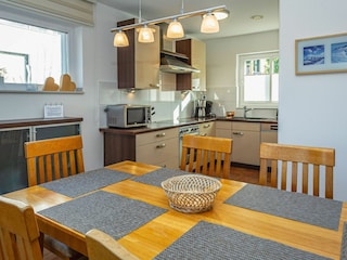 Küche und Essbereich