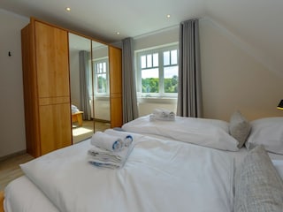 Schlafzimmer 3