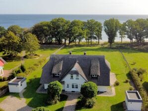 Ferienhaus Reethus am Strand Lobbe | Haushälfte 2 - Mönchgut-Granitz - image1