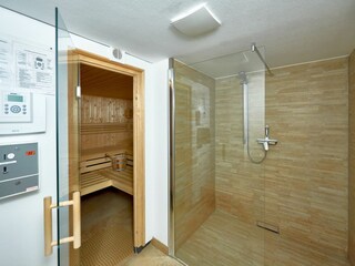 Gemeinschaftssauna im Haus