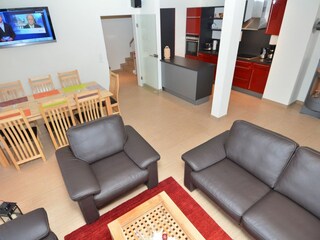 Wohnbereich mit Esstisch