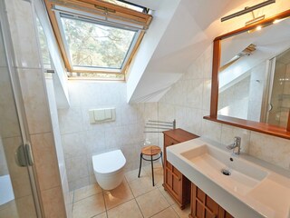 Dusche/WC im OG