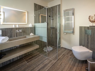 Badezimmer 1