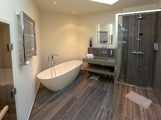 Badezimmer 2