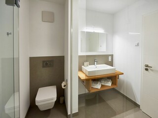 Badezimmer 1