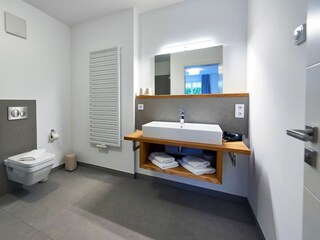 Badezimmer 2