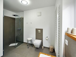 Badezimmer 2