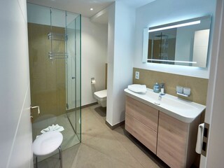 Badezimmer 1