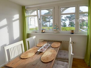 Essbereich mit Meerblick