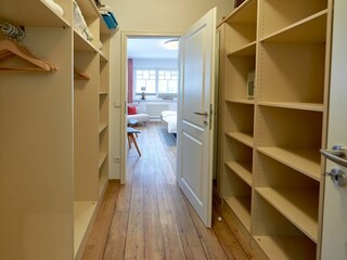 begehbarer Kleiderschrank