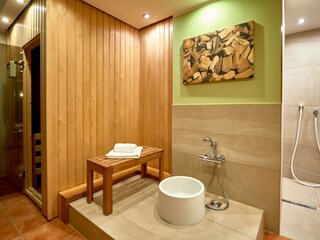 Gemeinschaftlicher Wellness- & Saunabereich im Vorderhaus