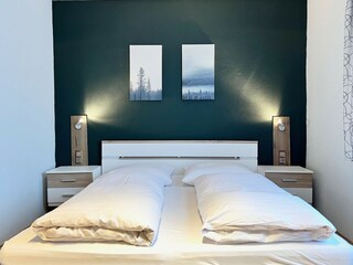 Schlafzimmer 5