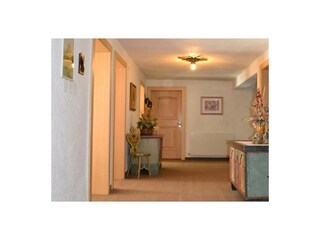 Gang_Gaestehaus_Fischer_Schmirn