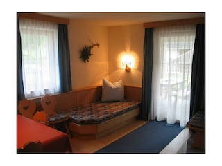 Bild 14_Tiroler Stube