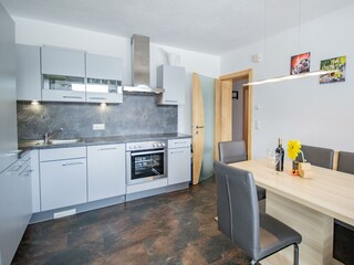 Küche - Ferienwohnung-Gstrein_Gries (8)