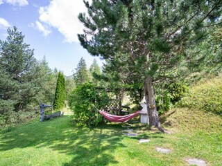 Garten mit genug Platz zum Spielen