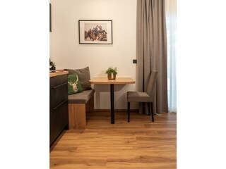 Stadl 03_Esstisch mit Bild_01