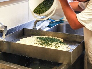 Kräuterkäse-Steiner-Alm-Obernberg-Tirol-Zubereitun