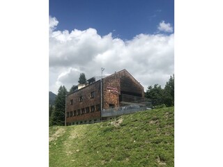 Naviser Hütte