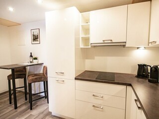 Küche mit Espressomaschine