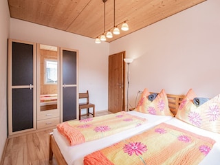 Fewo1-2Schlafzimmer-Gschnitzerhof-Gschnitz (13)