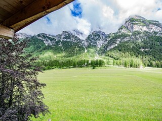 Appartement-Blick-auf-die-Berge_Gschnitzerhof-Gsch