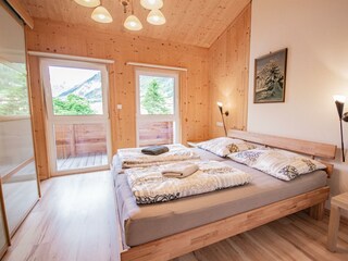 Appartement-Blick-auf-die-Berge_Gschnitzerhof-Gsch