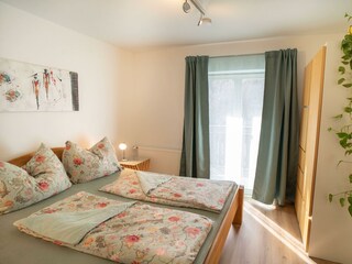 Schlafzimmer 2