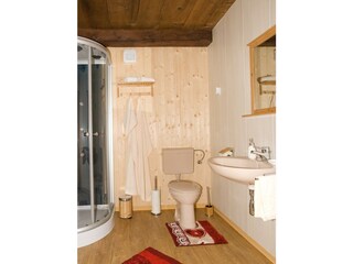 Dusche und WC