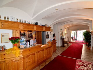 Hotel Post Reception