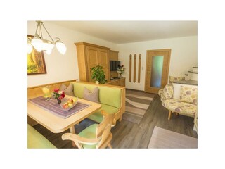 Lärchenwald-Gästehaus Geir-Obernberg-Wohnraum-HDR